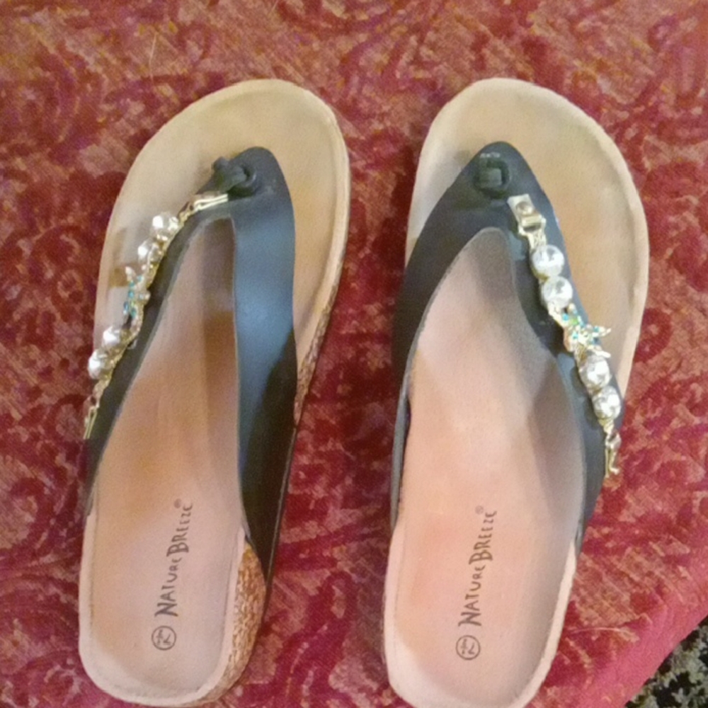 Nature Breeze Black Pearl Embellished Sandals